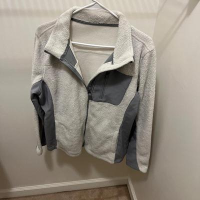 Guess Coat & More Ladies Outerware (HC-MG)