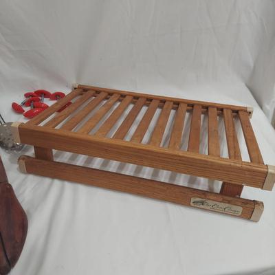 Wooden Hangers, Shoes Stretchers and more (PC-BBL)