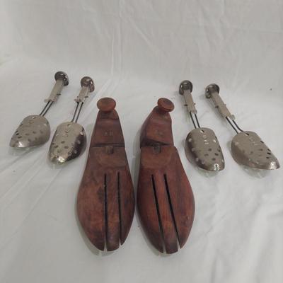 Wooden Hangers, Shoes Stretchers and more (PC-BBL)