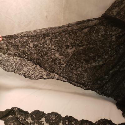 Beaded Collar, Lace Gloves, Children's Booties and More (PC-BBL)
