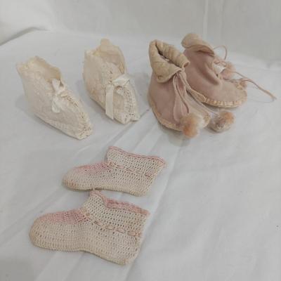 Beaded Collar, Lace Gloves, Children's Booties and More (PC-BBL)