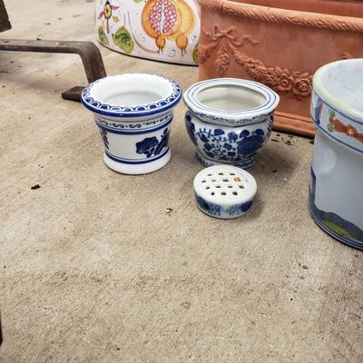 Flower Pots, Birdfeeders and More (G-KD)