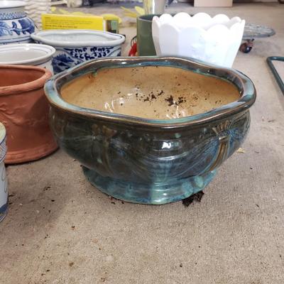 Flower Pots, Birdfeeders and More (G-KD)