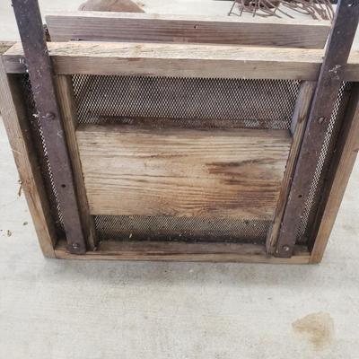 Flower Pots, Birdfeeders and More (G-KD)