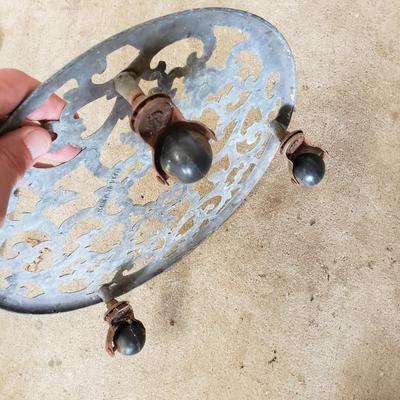 Flower Pots, Birdfeeders and More (G-KD)