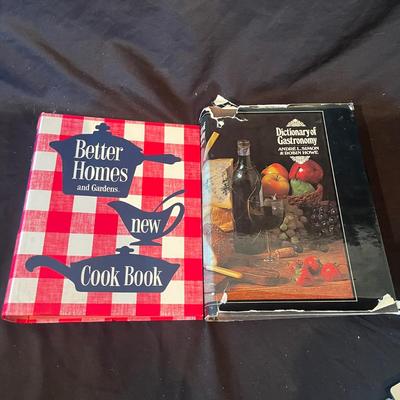 Cookbooks (LR-MG)