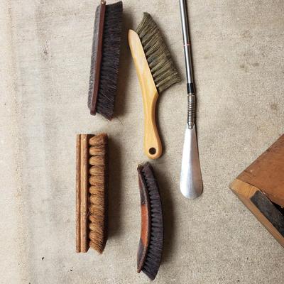 Wooden Chair and Cobblers Tools (G-KD)
