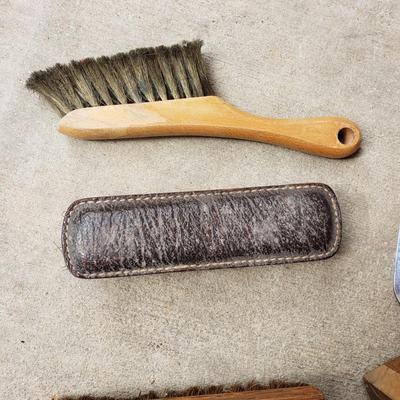 Wooden Chair and Cobblers Tools (G-KD)