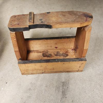 Wooden Chair and Cobblers Tools (G-KD)