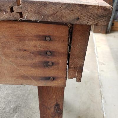 Rustic Wooden Rolling Table on Wheels (G-KD)