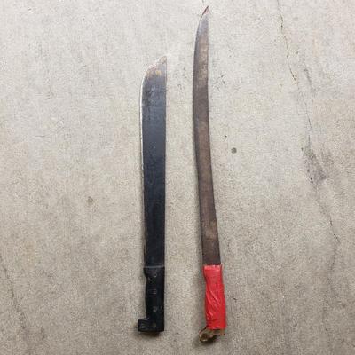 Two Machetes (G-KD)