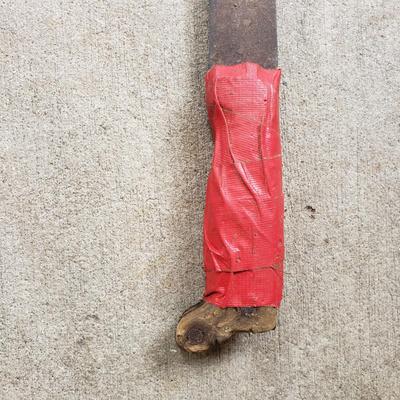 Two Machetes (G-KD)