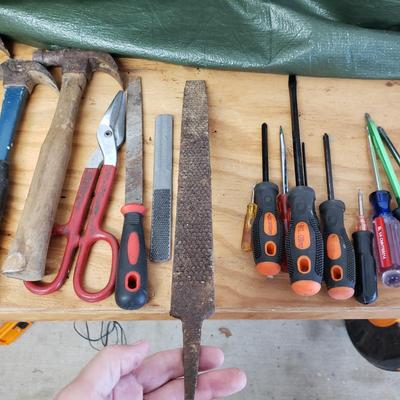 Assorted Hand Tools (G-KD)