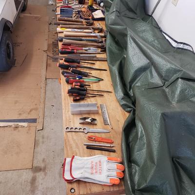 Assorted Hand Tools (G-KD)