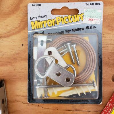 Miscellaneous Home Hardware (G-KD)