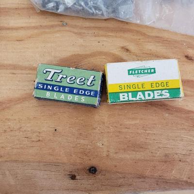 Miscellaneous Home Hardware (G-KD)