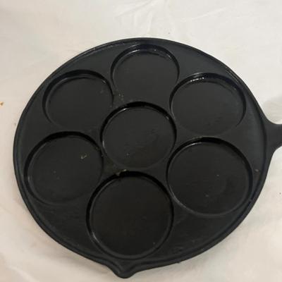 Wagner Ware & Norrahammar Cast Iron Pans (K-MG)