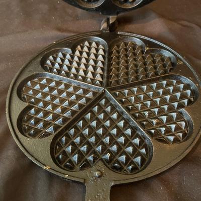 Wagner Ware & Norrahammar Cast Iron Pans (K-MG)