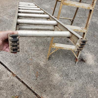 Warner Step Ladder and Extension Ladder (G-KD)