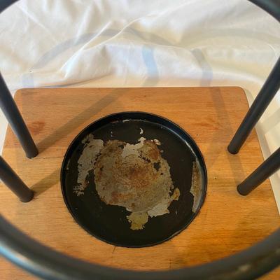 Boda Cast Iron Fondue Pot With Stand (K-MG)