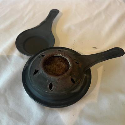Boda Cast Iron Fondue Pot With Stand (K-MG)