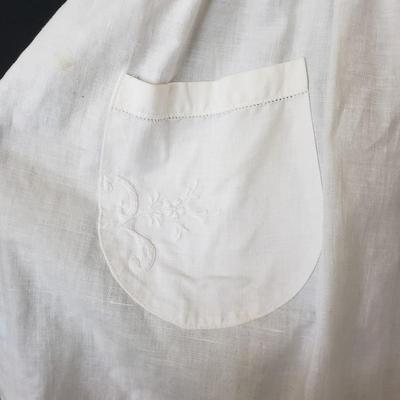 Four White Aprons and Two Handmade Brooms (D-KD)