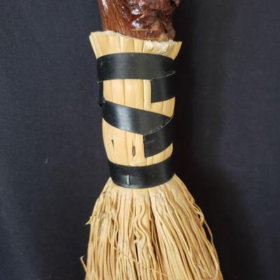 Four White Aprons and Two Handmade Brooms (D-KD)