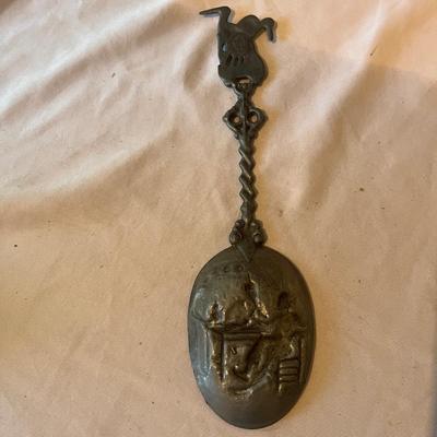 Dutch Pewter Spoons With Wooden Wall Mount Holder (K-MG)