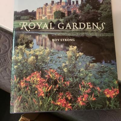 English Travel Souvenirs and Books (D-KD)