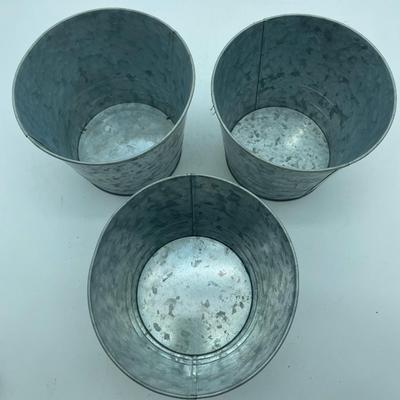 Set of 3 galvanized pails