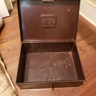Metal Lock Boxes and File Cabinets (D-KD)