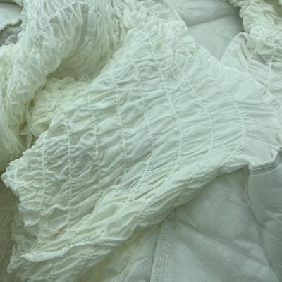 Queen size mattress protector