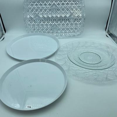 Plastic serving dishes