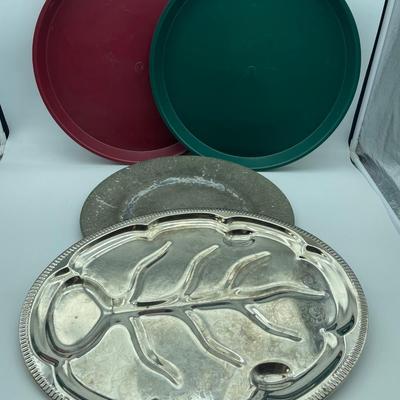 Serving dishes