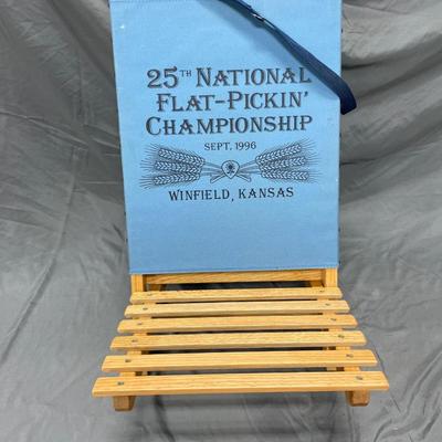 Flat folding beach chair