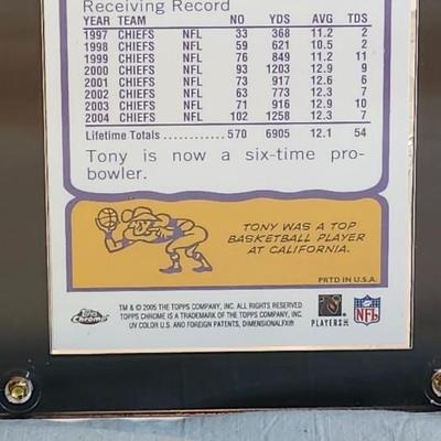 Kansas City Chiefs 3 card plaque 2004, and 3 Patch Cards