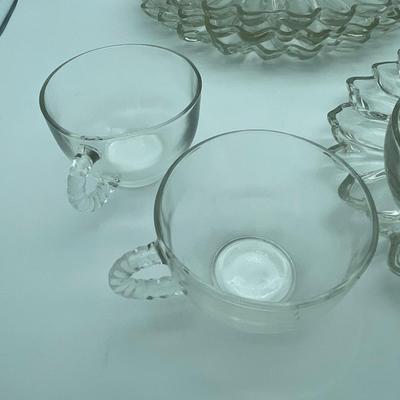 Hazel Atlas Sunflower plates & cups