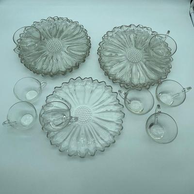Hazel Atlas Sunflower plates & cups