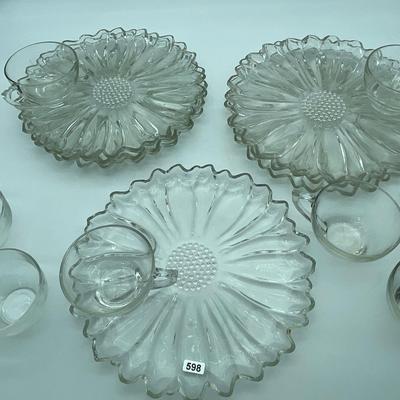 Hazel Atlas Sunflower plates & cups
