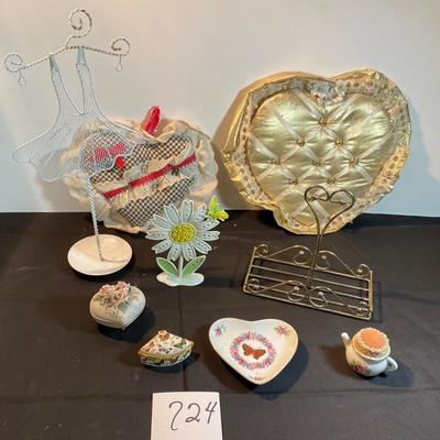 Jewelry Holders