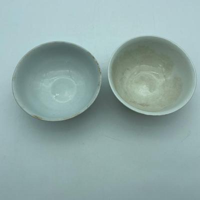 2 bowls