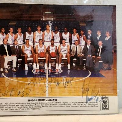 1990-91 KANSAS JAYHAWKS BASKETBALL 8x10 TEAM SIGNED PHOTO