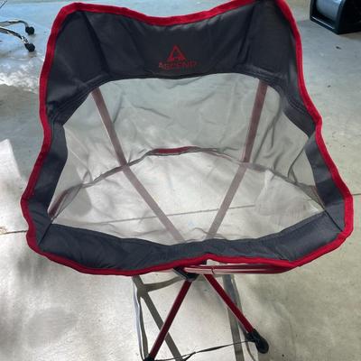 Legend pop up chair