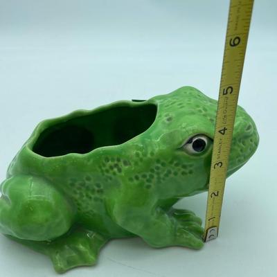 Frog*