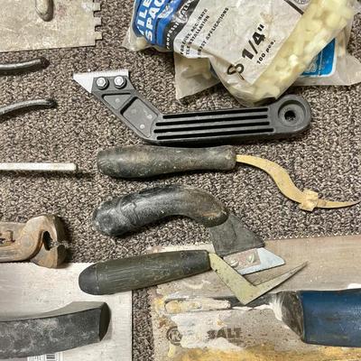 Tool Lot: Tile Trowels, Floats and associated tools