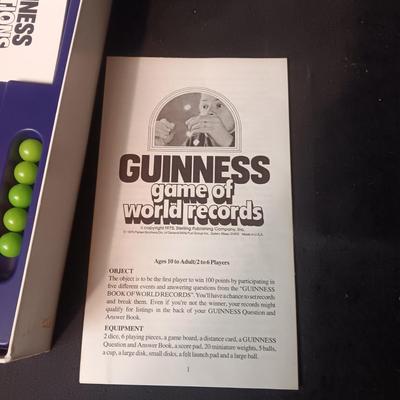 GUINNESS GAME OF WORLD RECORDS 1975