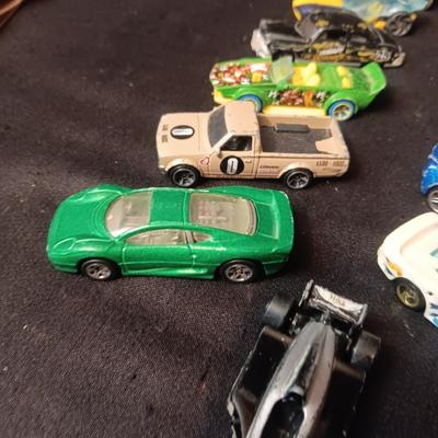HOT WHEELS CARS AND TRUCK