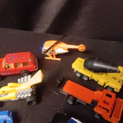 AN ASSORTMENT OF HOT WHEELS