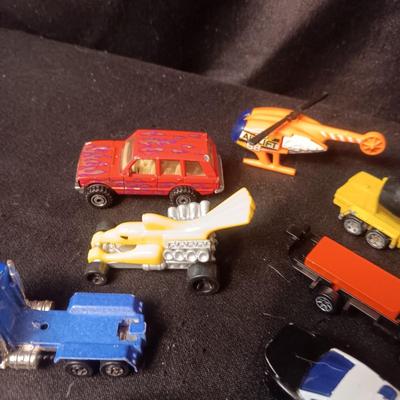 AN ASSORTMENT OF HOT WHEELS