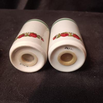 3 SETS OF SALT & PEPPER SHAKERS (2)